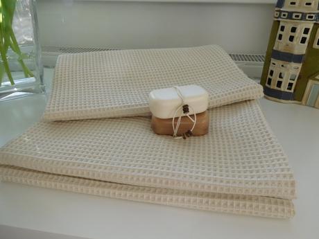 Vaflová bavlna - uteráky-140 x 70 cm, nové, 