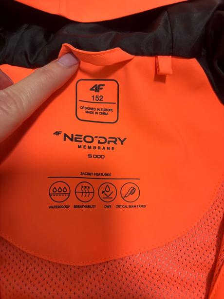 4f turisticka bunda, 152