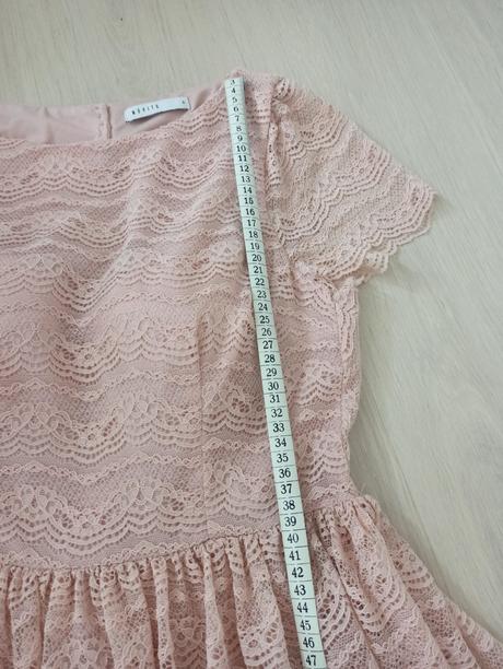 Spoločenské čipkované šaty, mohito,s