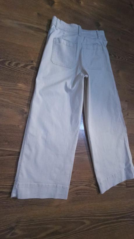 Rifle moderné, maslové, málo nosené, 34