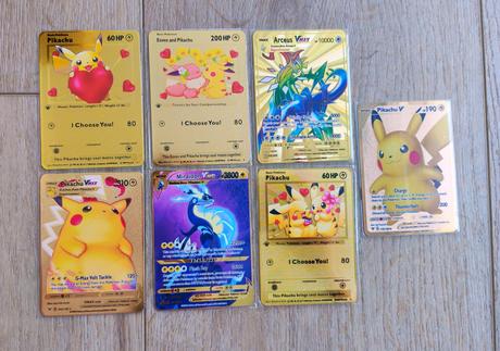 Kovová pokémon karta,