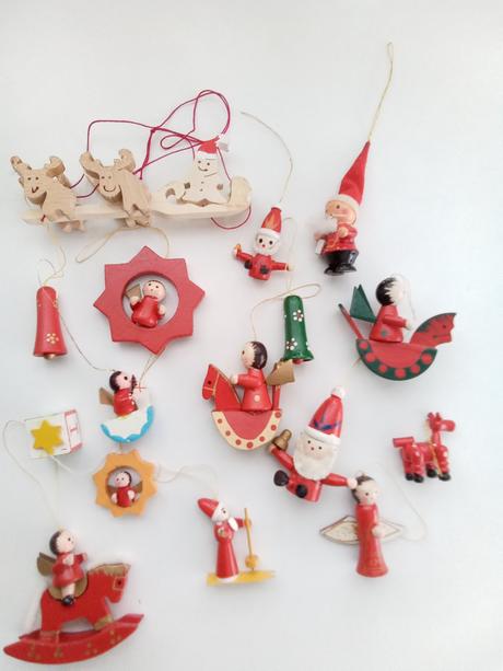 Retro drevené ozdoby,