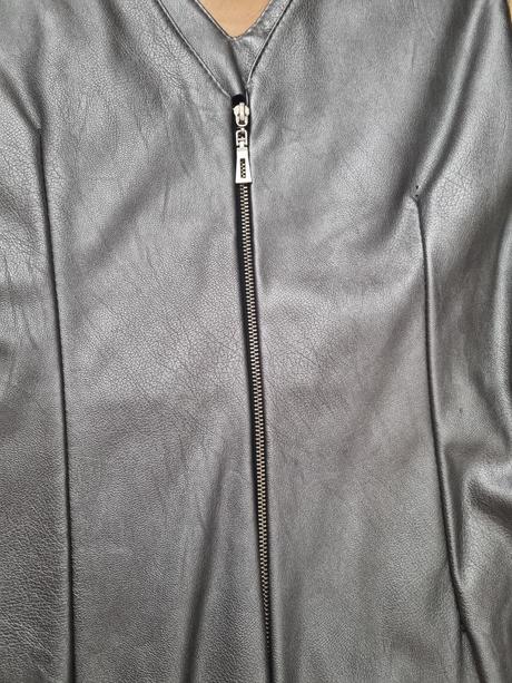 Dámske koženkové šaty, 