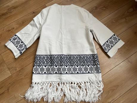 Zaujímavý kabátik, zara,m