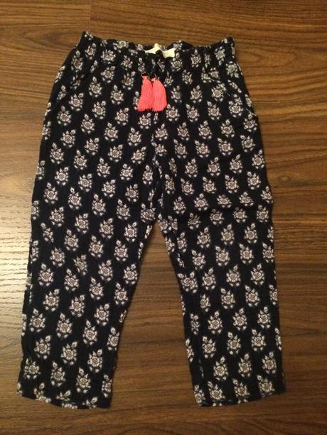 Letne nohavice, zara,104