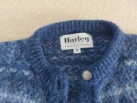 Modrý hrejivý chlapčenský sveter na gombíky harley, 38
