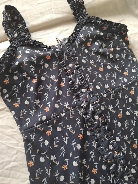 Saty kvety na ramienka, 42