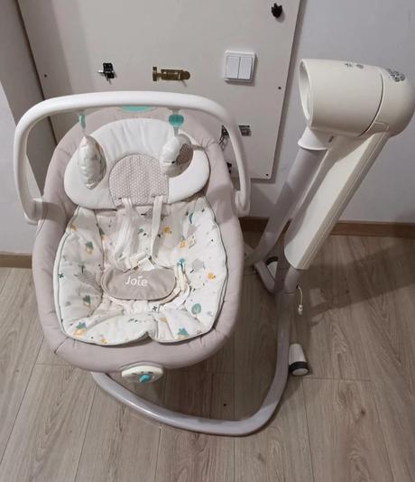 Hojdacie kreslo joie, 