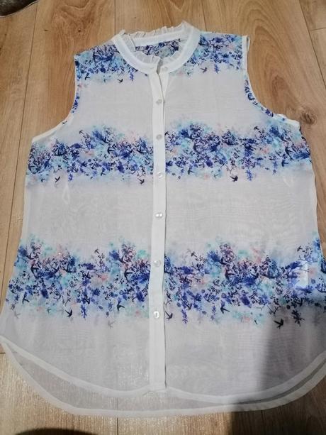 Ľahká letná bluza, 42