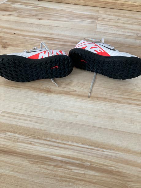 Kopacky- turfy, nike,34