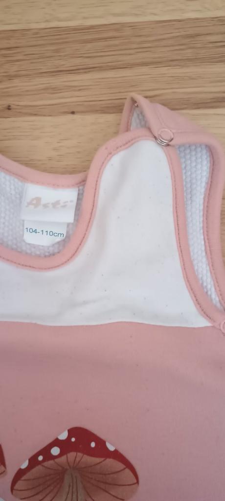 Nožičkový spací vak, 