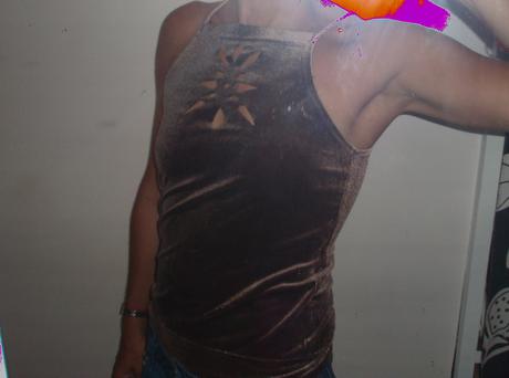 Krásne zamatové lesklé tieločko, mango,s