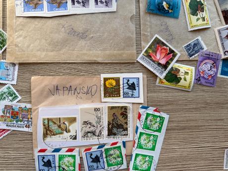 Známky č.24 mix pečiatkovaných známok,