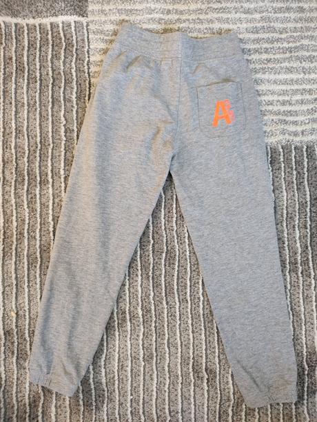 Tepláky veľ 122, crivit,122