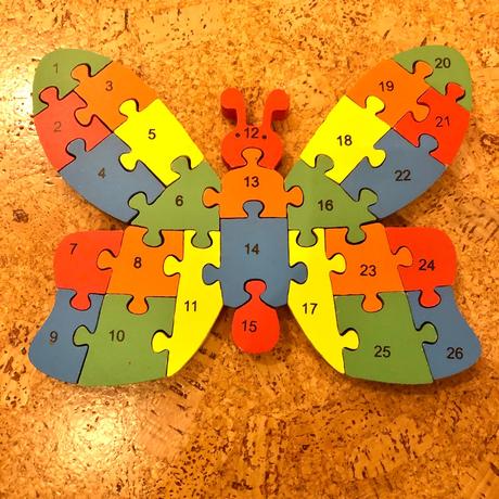 Drevené puzzle motýľ,