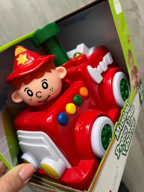 Hasicke auto so zvukmi, 