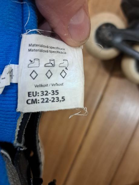 Kolieskové korčule, zealot,32