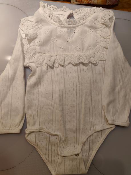 Biele body a madeirou reserved top stav, reserved,80