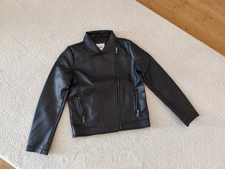 Koženka, sinsay,140