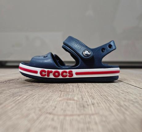 Crocs sandálky c9 v.25-26, crocs,25