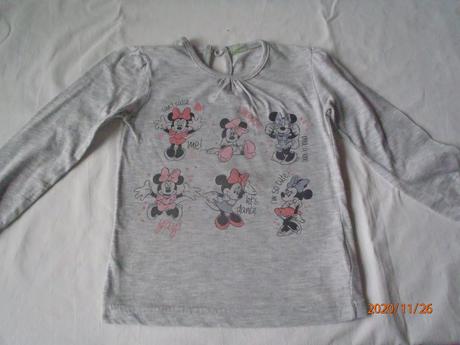 Šedé tričko s mikimaus, 86