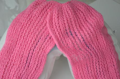 Ružový pletený šál,