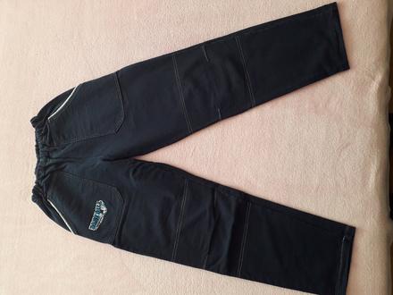 Chlapčenské tepláky, 146