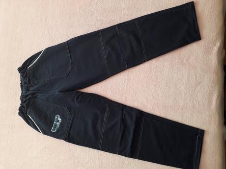 Chlapčenské tepláky, 146