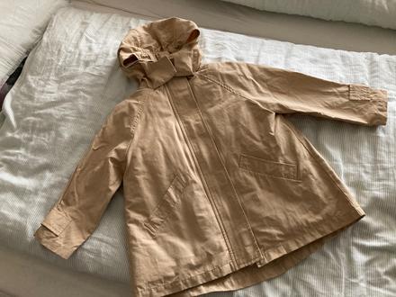 Predam bundu so zateplenou vestou, zara,110