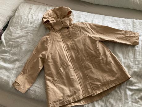 Predam bundu so zateplenou vestou, zara,110