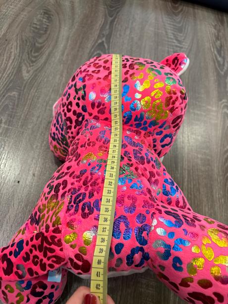 Velka ružova levica berta,