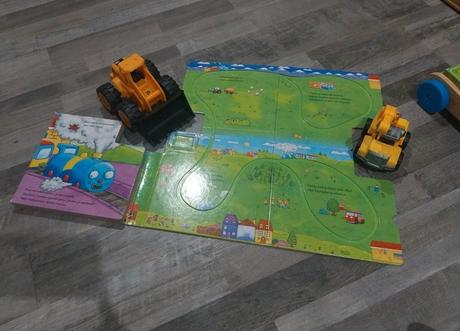 2x auto a knizka, 