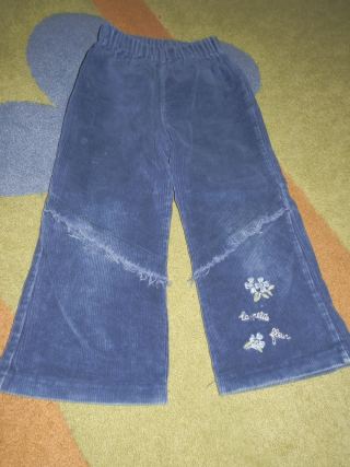 Menčestrové nohavice, 92