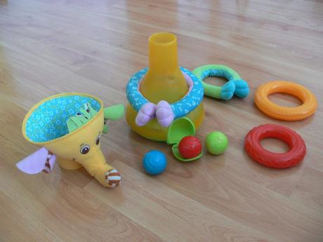 Edukacna skladacia pyramída s hudbou a loptičkami, 