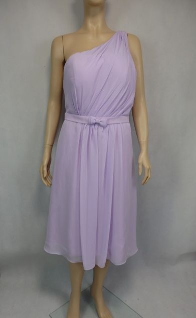 Kvalitné spoločenské šaty, 40