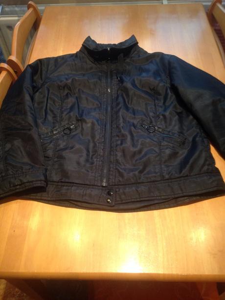 Prechodná športová bunda , 46