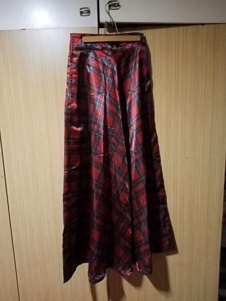 Dámsky 3 komplet dlhá sukňa  a dlhší a kratší top, 36