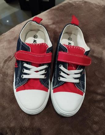 Chlapcenske platene tenisky, 28