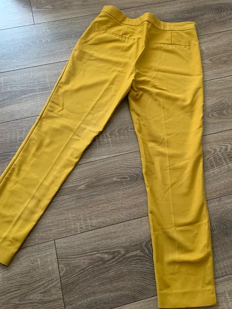 Zlte nohavice, stradivarius,l