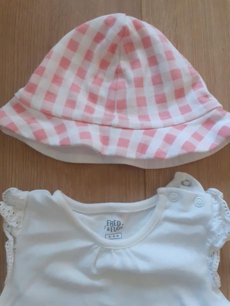 Opalovačky-body p.dievčatko+klobúčik 1x obleč.74, f&f,74