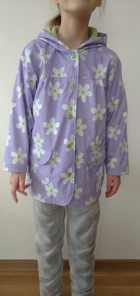 Nepremokavá bunda, 122