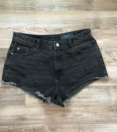 Trendy čierne riflové šortky/kraťasy, l
