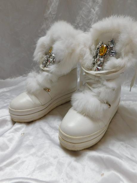 Pekne kožene čižmy vel.37,5, 37