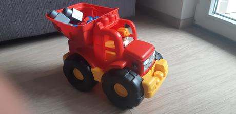 Nákladné auto 2 v 1 od fisher price- mega bloks, 