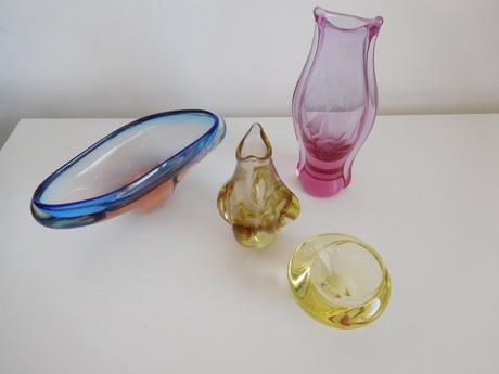 Hútne sklo -váza+popolník,