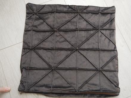 Zamatová obliečka na vankúš, 