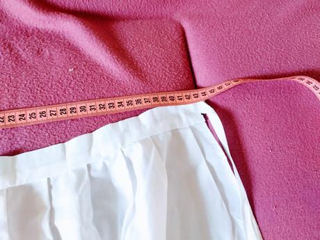 Vyšívaná folk zástera, 