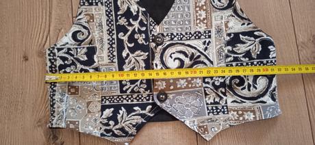 Elegantná vesta, 116