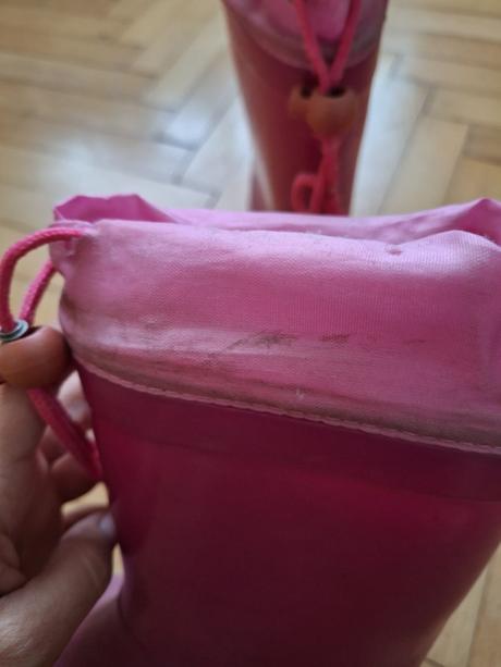 Gumaky masha a medveď, 27