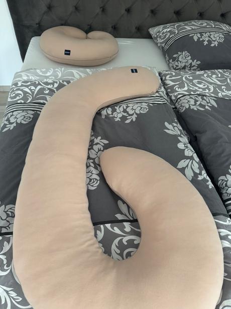 Dojčiaci vankúš poofi a tehotenský vankúš poofi, 